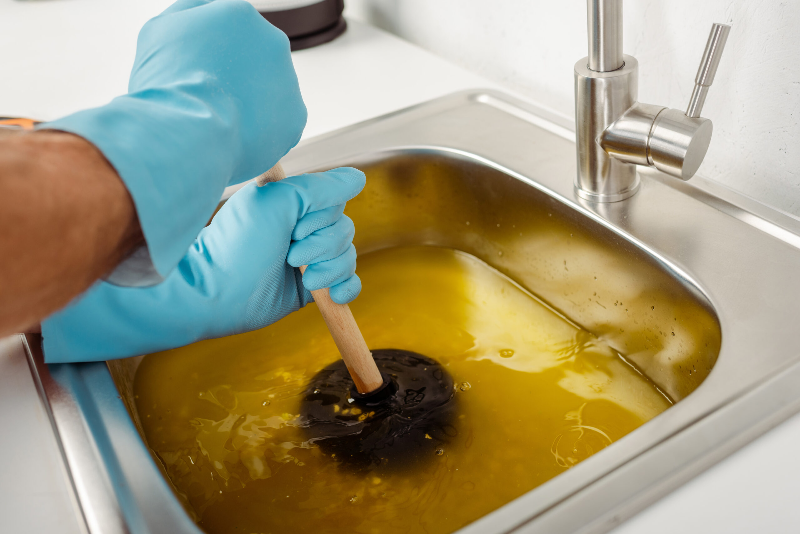 8 Easy Ways to Fix a Clogged Kitchen Sink Backup